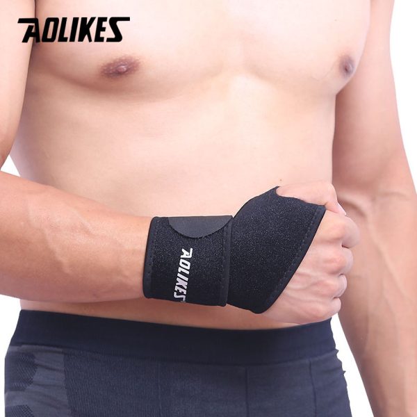 Băng cổ tay xỏ ngón Aolikes 7937
